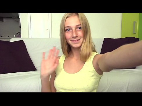 ❤️ Amikor unatkozom, lustán maszturbálom a rózsaszín puncimat... Baszás at hu.xxxpornolive.ru ❌️❤
