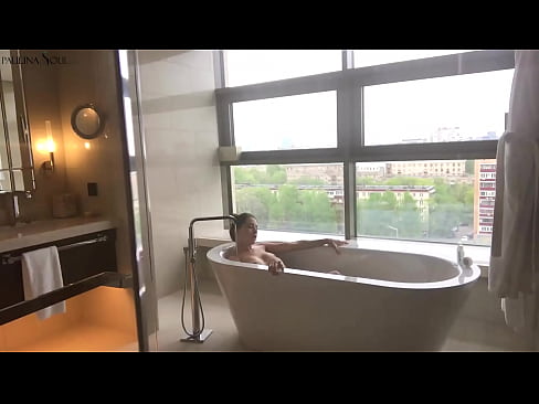 ❤️ Óriási babe szenvedélyesen kiveri ki a punciját a fürdőszobában Baszás at hu.xxxpornolive.ru ❌️❤