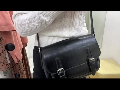 ❤️ Nyilvános maszturbáció a fiatal szuka FeralBerry egy dildóval a próbafülkében Baszás at hu.xxxpornolive.ru ❌️❤