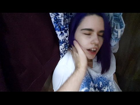 ❤️ Megtaláltam a nővéremet a szekrényben, és segítettem neki elélvezni. Baszás at hu.xxxpornolive.ru ❌️❤